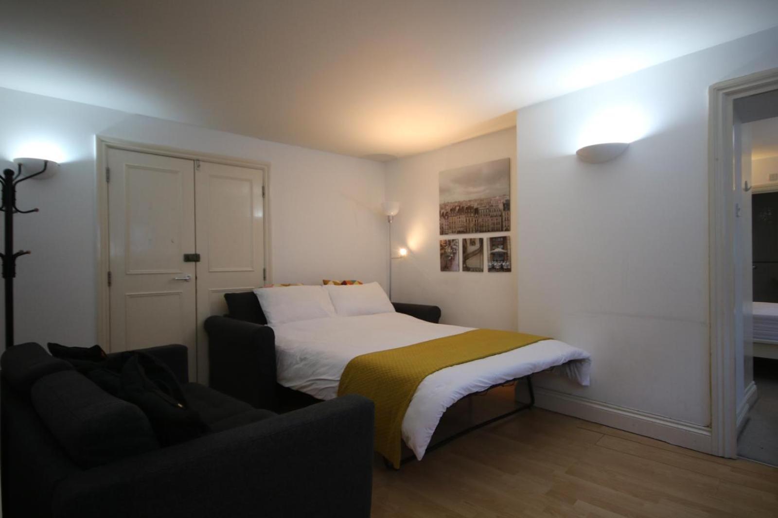 1-bed Flat In * London
